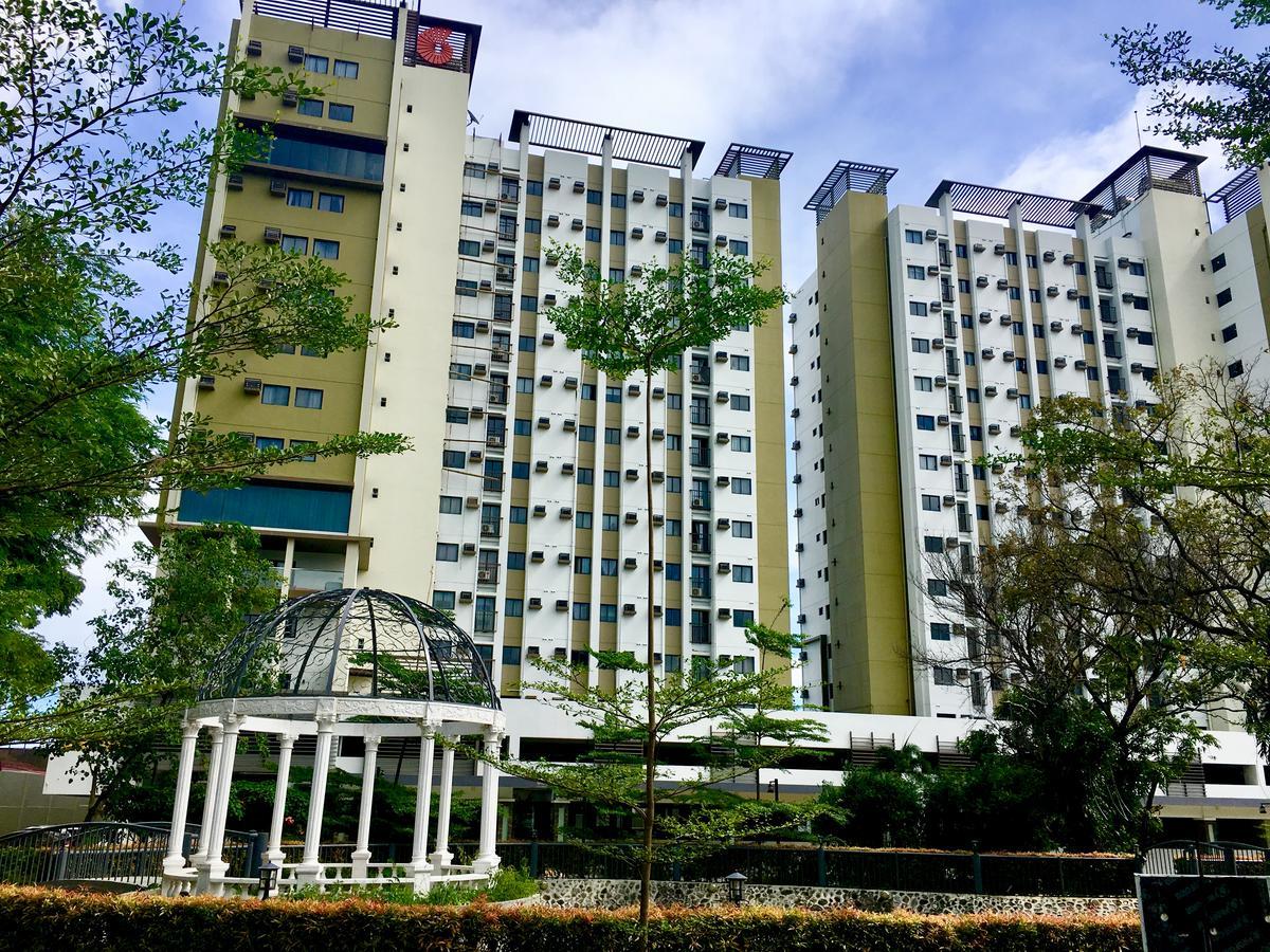 Grazie's Studio Apartment Cebu Esterno foto